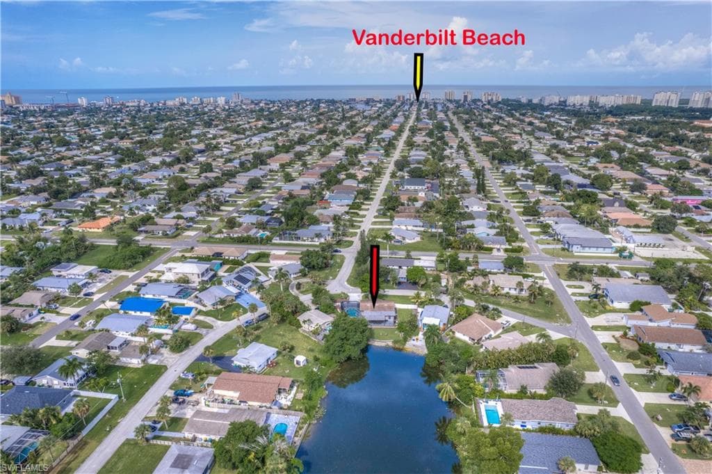 802 8th Ct W, Naples, FL 34108-1