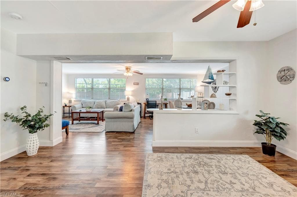 802 8th Ct W, Naples, FL 34108-22