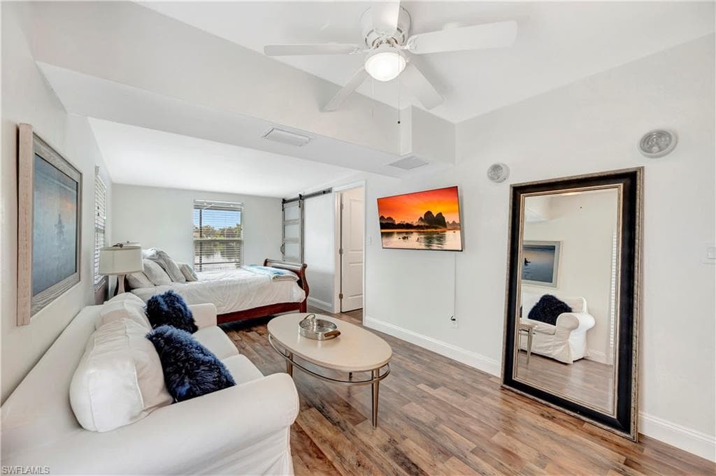 802 8th Ct W, Naples, FL 34108-36