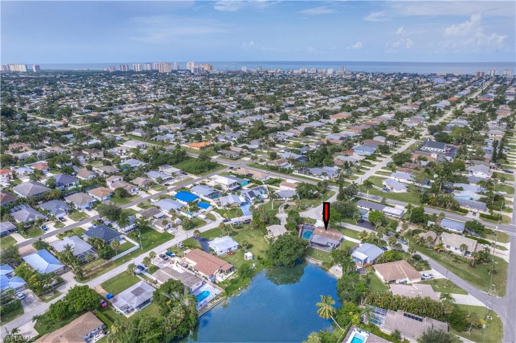 802 8th Ct W, Naples, FL 34108-43