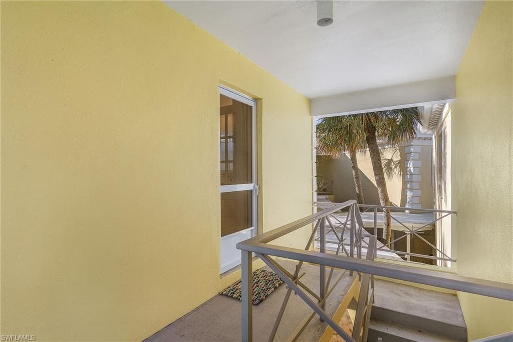 2601 Gulf Shore Blvd N 34, Naples, FL 34103-27