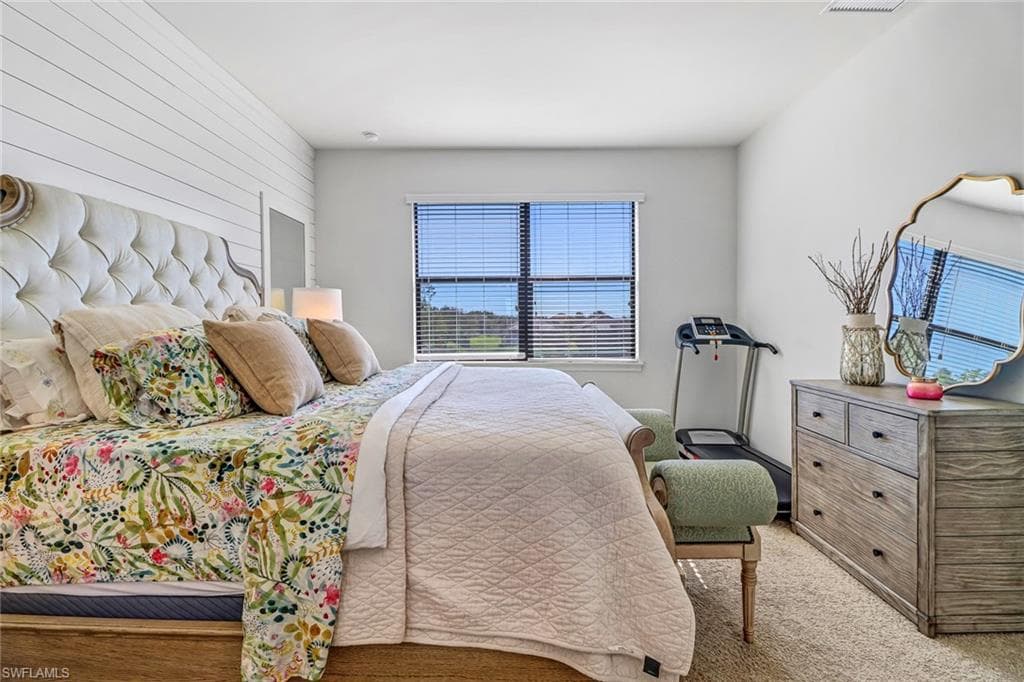 9440 Benvenuto Ct 3-201, Naples, FL 34119-15