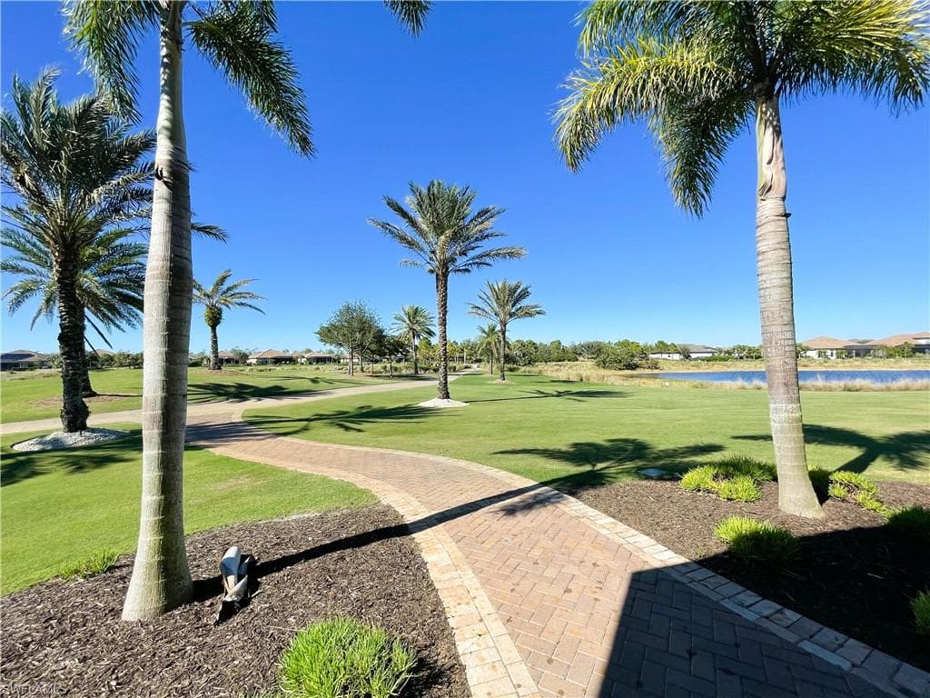 9440 Benvenuto Ct 3-201, Naples, FL 34119-30