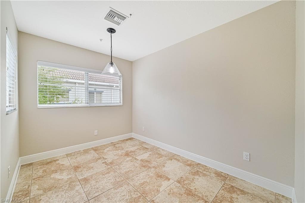 12091 Santaluz Dr 102, Fort Myers, FL 33913-20