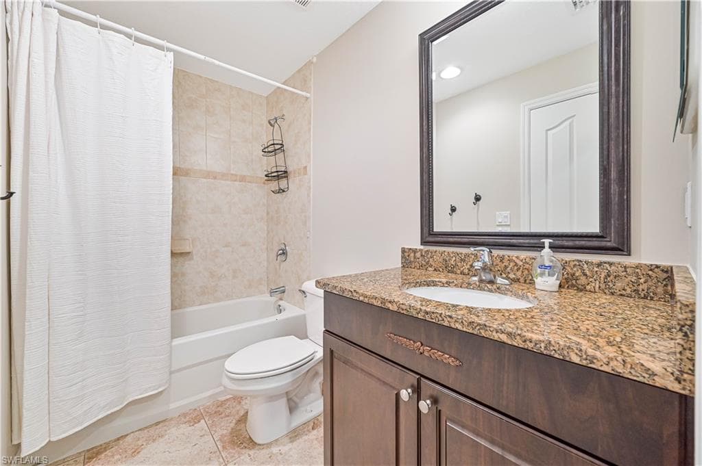 12091 Santaluz Dr 102, Fort Myers, FL 33913-39