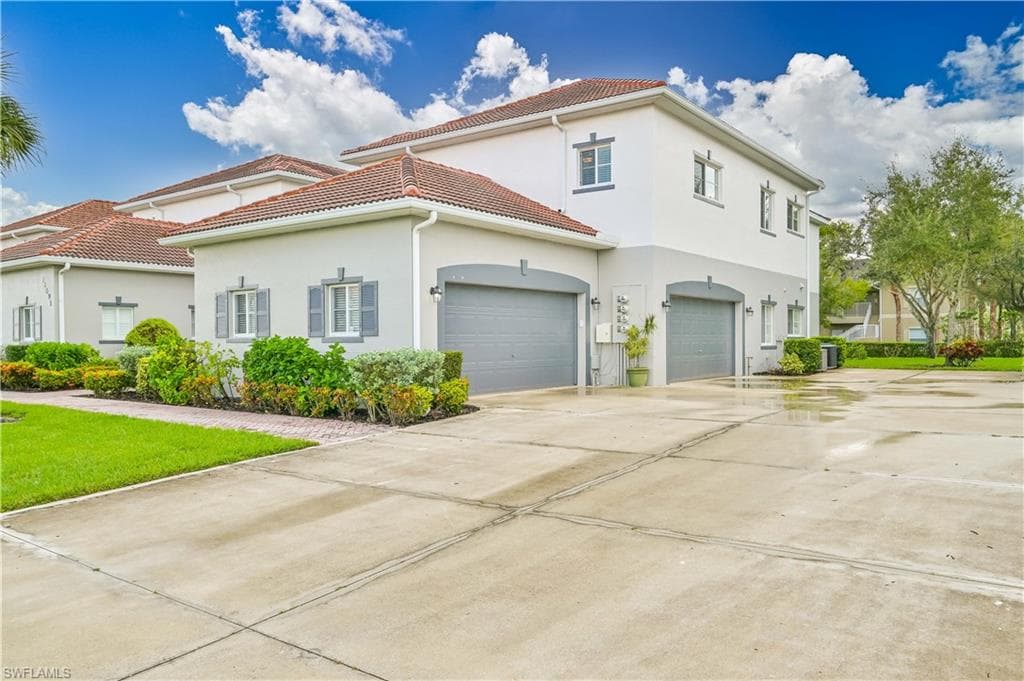 12091 Santaluz Dr 102, Fort Myers, FL 33913-3