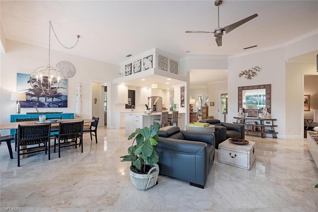 3928 Upolo Ln, Naples, FL 34119-11