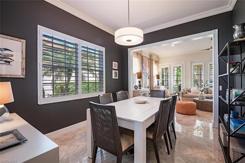 3928 Upolo Ln, Naples, FL 34119-16