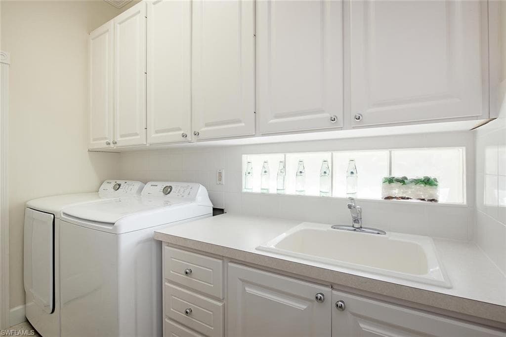 3928 Upolo Ln, Naples, FL 34119-25