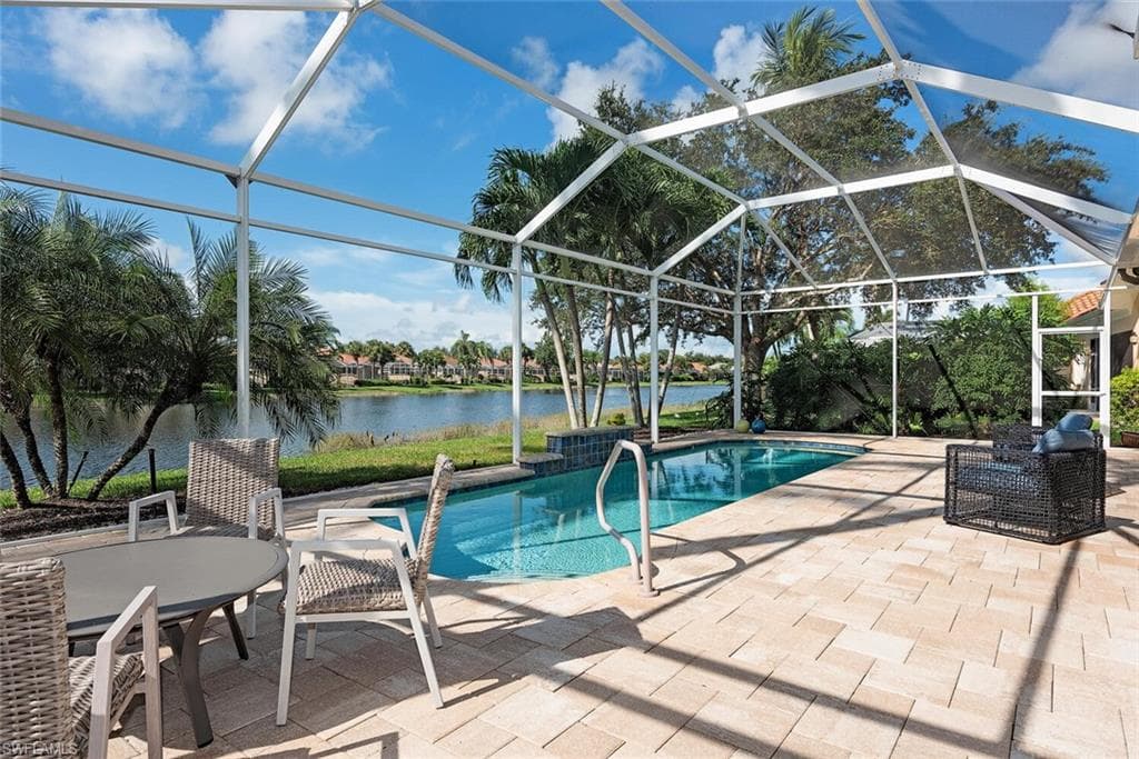 3928 Upolo Ln, Naples, FL 34119-6