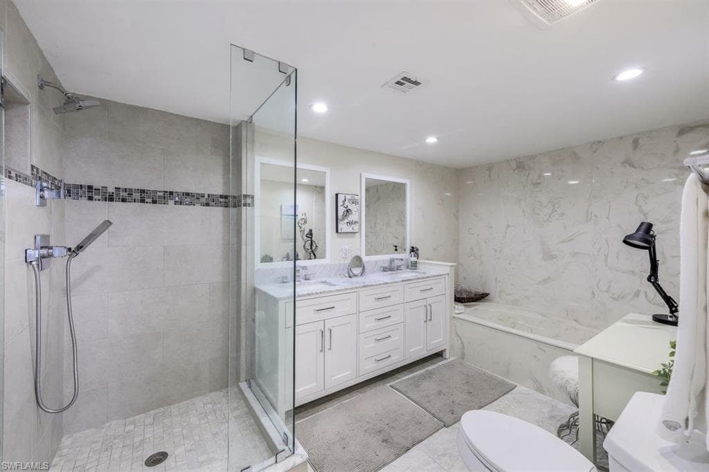 220 Collier Blvd 503, Marco Island, FL 34145-10