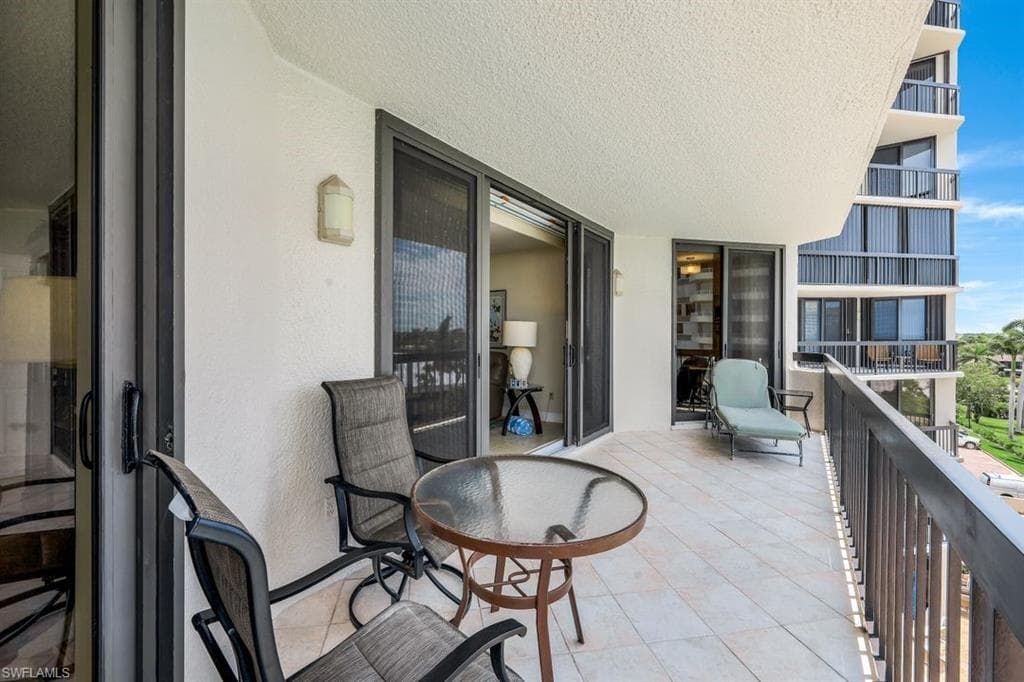 220 Collier Blvd 503, Marco Island, FL 34145-20