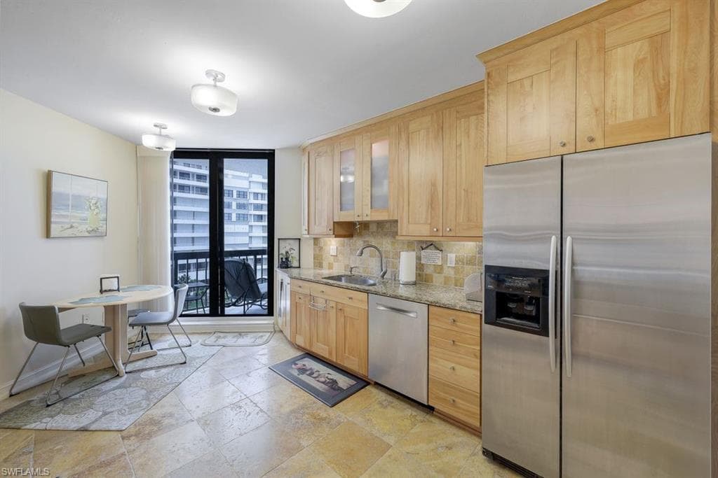 220 Collier Blvd 503, Marco Island, FL 34145-7
