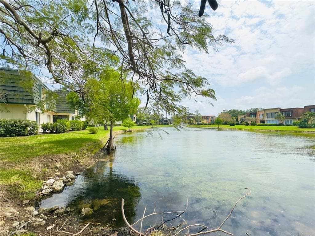 1700 Bald Eagle Dr 516a, Naples, FL 34105-21