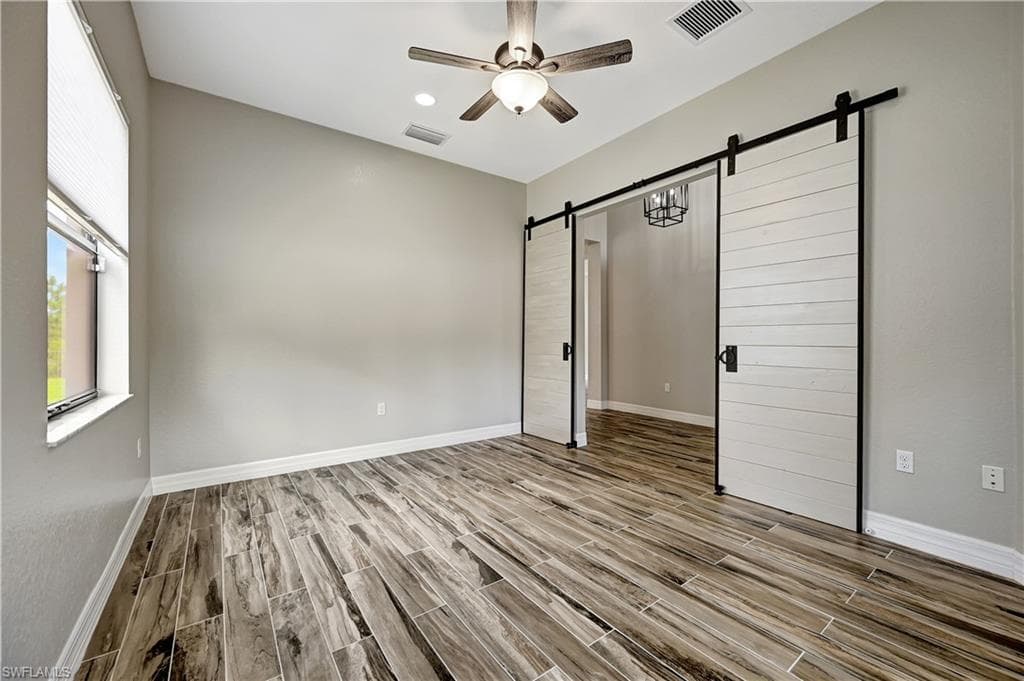2820 Cinnamon Bay Cir, Naples, FL 34119-22
