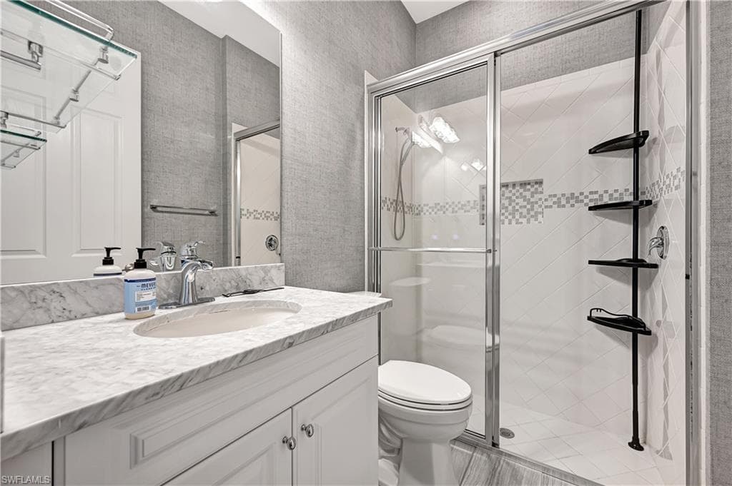 2820 Cinnamon Bay Cir, Naples, FL 34119-26