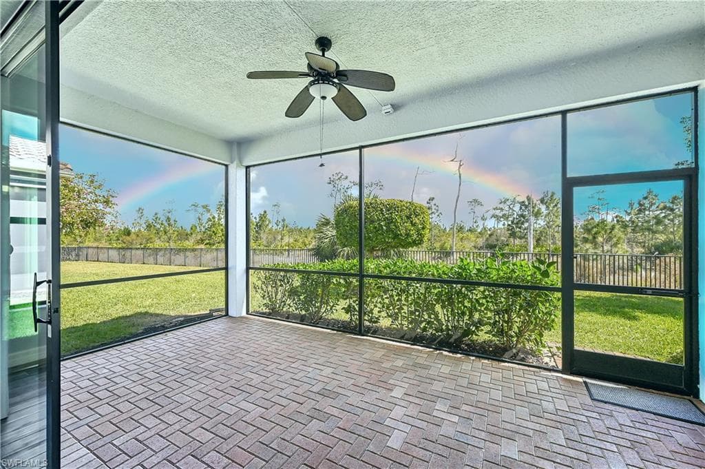 2820 Cinnamon Bay Cir, Naples, FL 34119-4