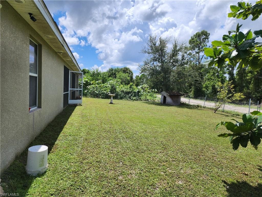 915 Alvin Ave, Lehigh Acres, Fl 33971-14