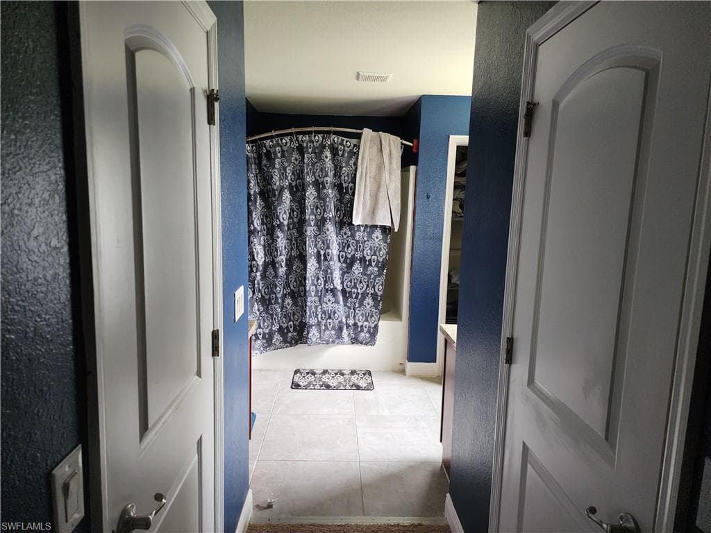 915 Alvin Ave, Lehigh Acres, Fl 33971-21
