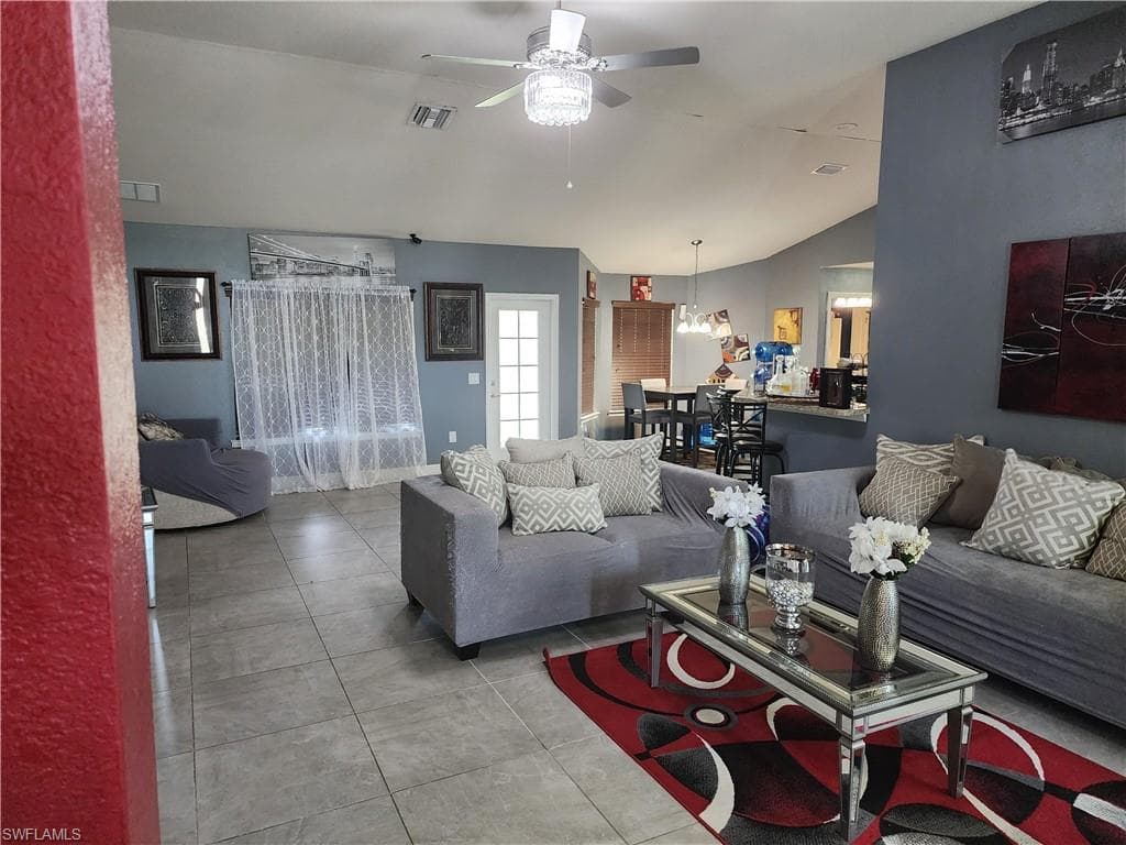 915 Alvin Ave, Lehigh Acres, Fl 33971-31