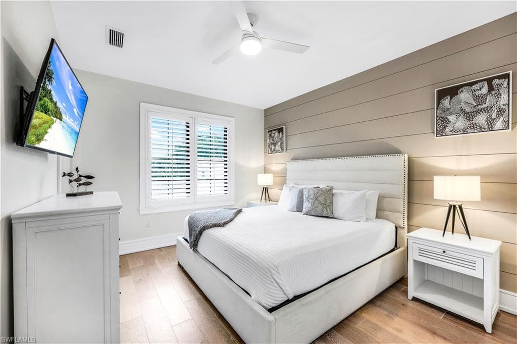 241 Willow Ave, Anna Maria, FL 34216-30