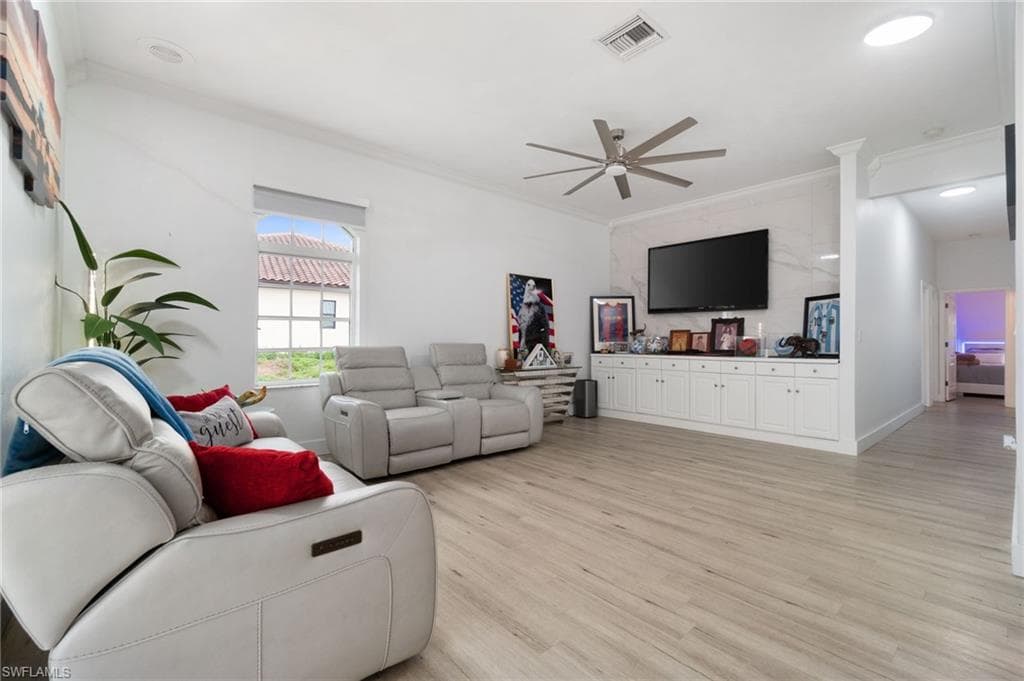 18683 Baseleg Ave, North Fort Myers, FL 33917-26