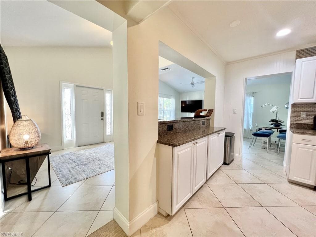 771 94th Ave N, Naples, FL 34108-24