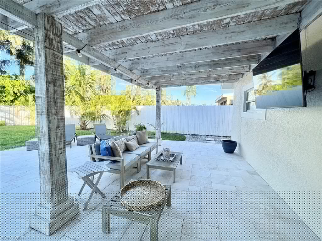 771 94th Ave N, Naples, FL 34108-38