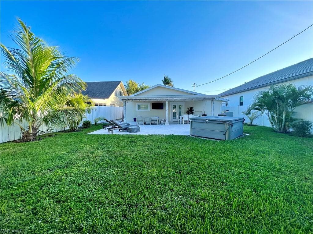 771 94th Ave N, Naples, FL 34108-6