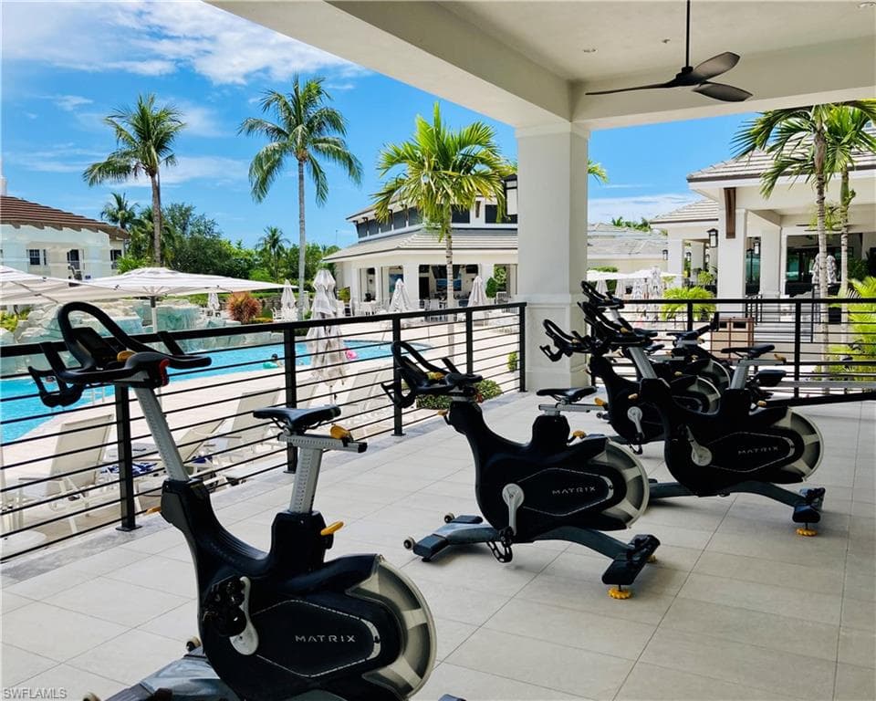 275 Indies Way 805, Naples, FL 34110-13