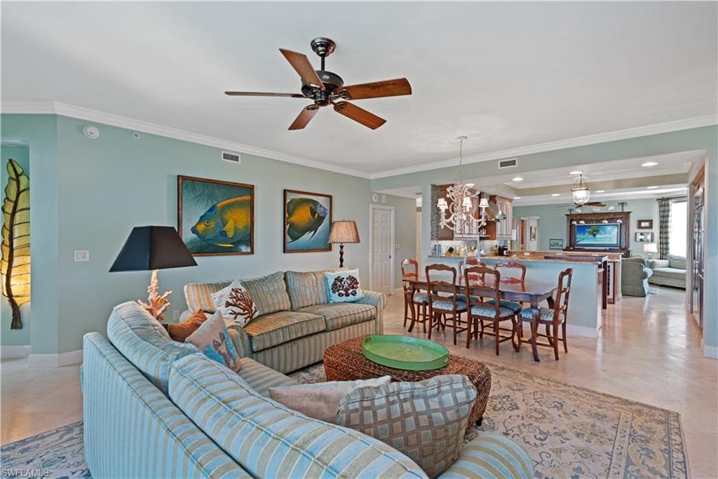 275 Indies Way 805, Naples, FL 34110-19