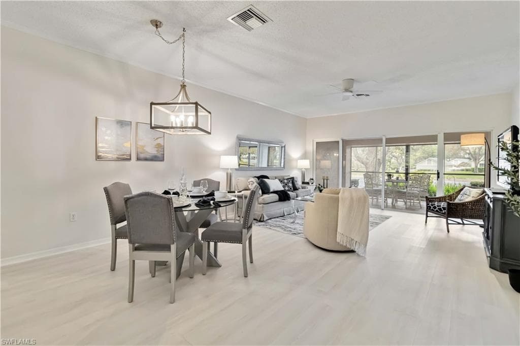 606 Arbor Lake Dr 6-104, Naples, FL 34110-9