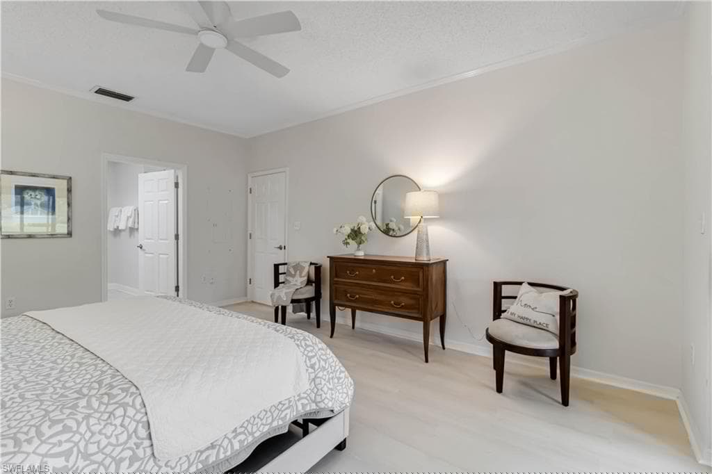 606 Arbor Lake Dr 6-104, Naples, FL 34110-12