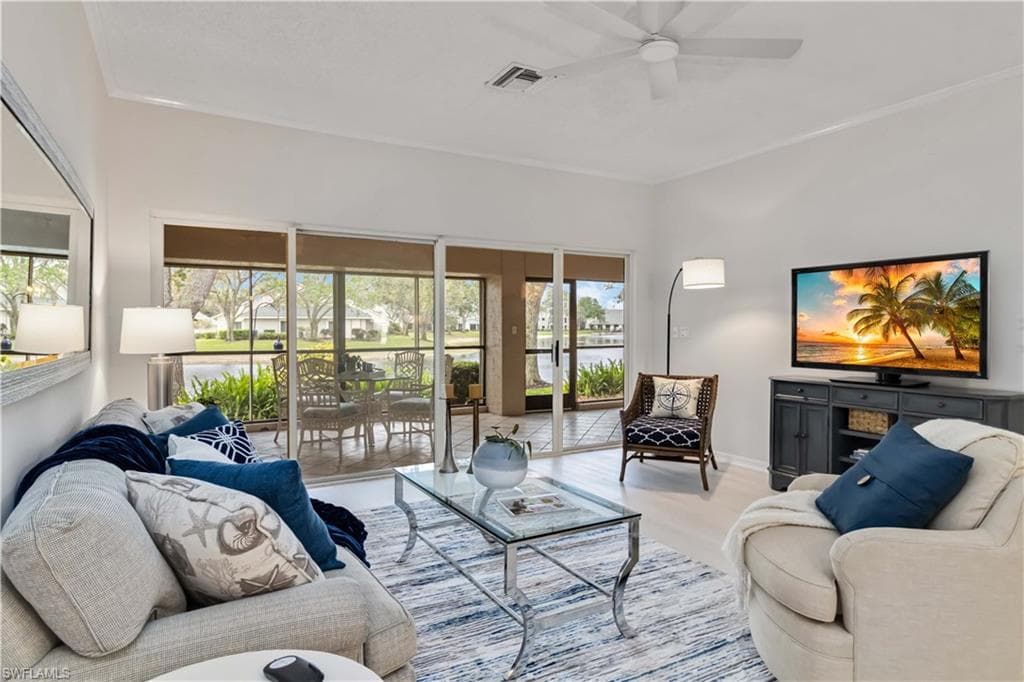 606 Arbor Lake Dr 6-104, Naples, FL 34110-2