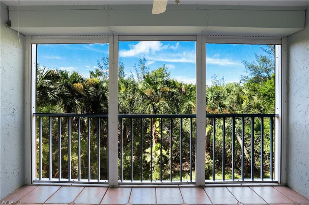 3041 Sandpiper Bay Cir H201, Naples, FL 34112-19