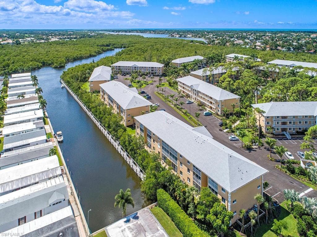 3041 Sandpiper Bay Cir H201, Naples, FL 34112-26