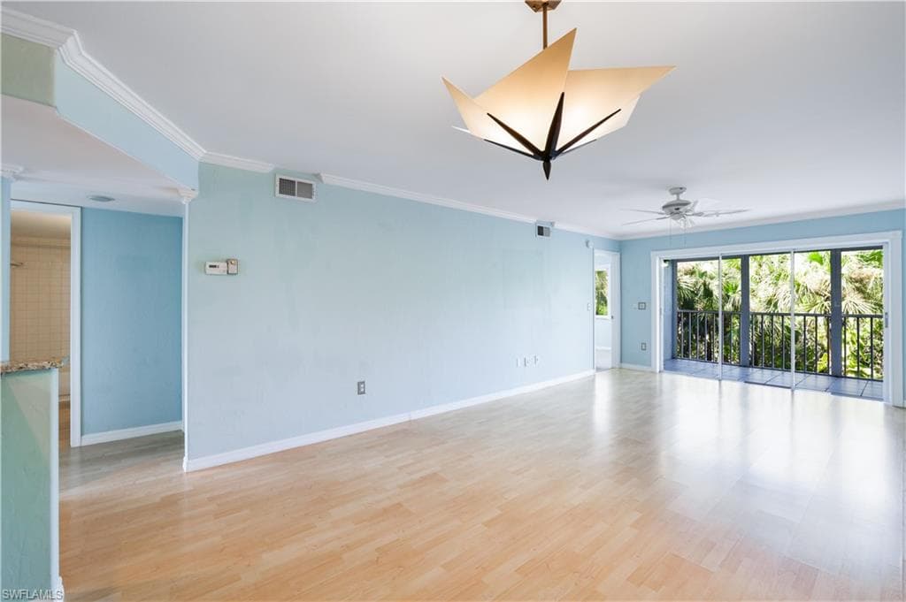 3041 Sandpiper Bay Cir H201, Naples, FL 34112-7