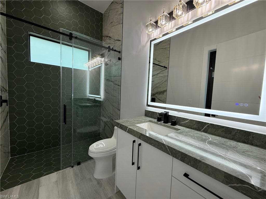 1347 23rd St SW, Naples, FL 34117-29