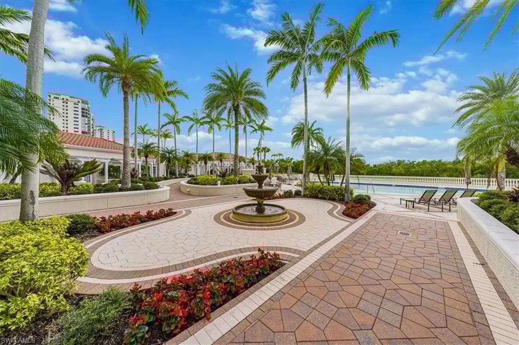 7575 Pelican Bay Blvd 403, Naples, FL 34108-19