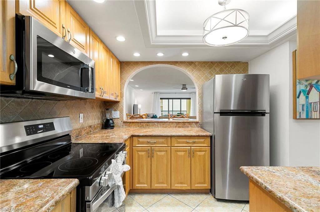 960 Swallow Ave 203, Marco Island, FL 34145-11