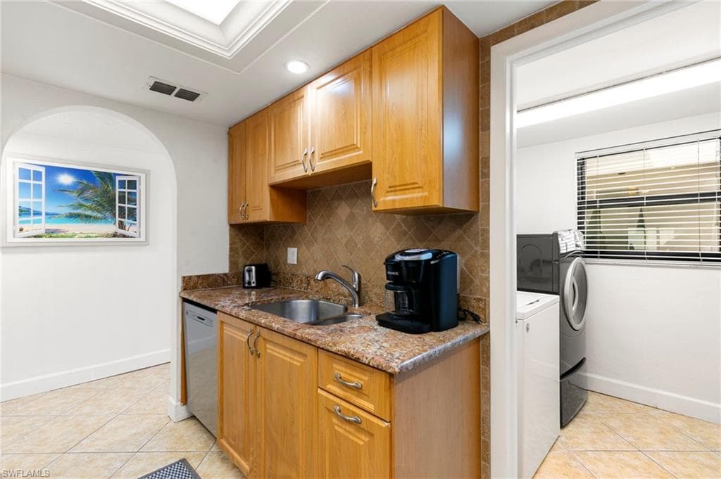 960 Swallow Ave 203, Marco Island, FL 34145-13