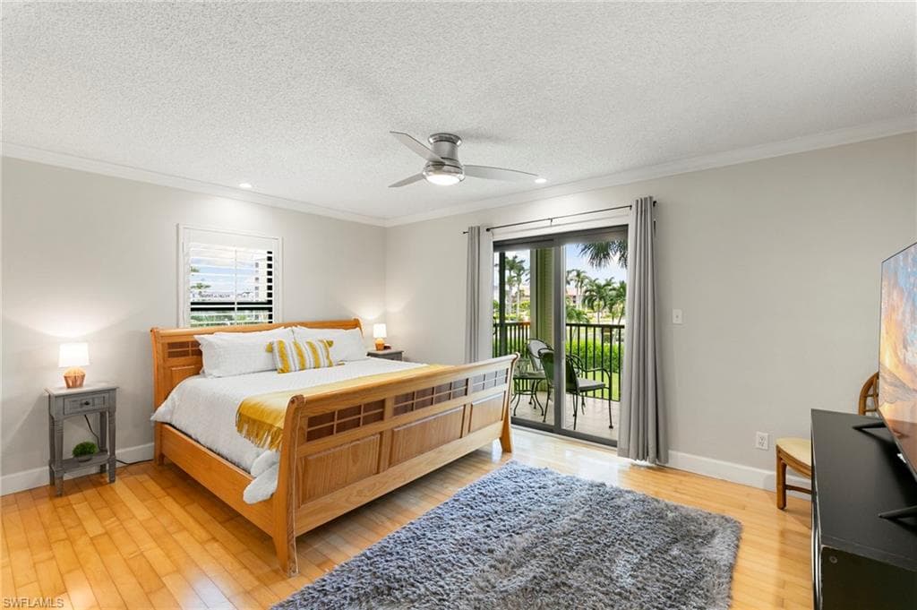 960 Swallow Ave 203, Marco Island, FL 34145-14