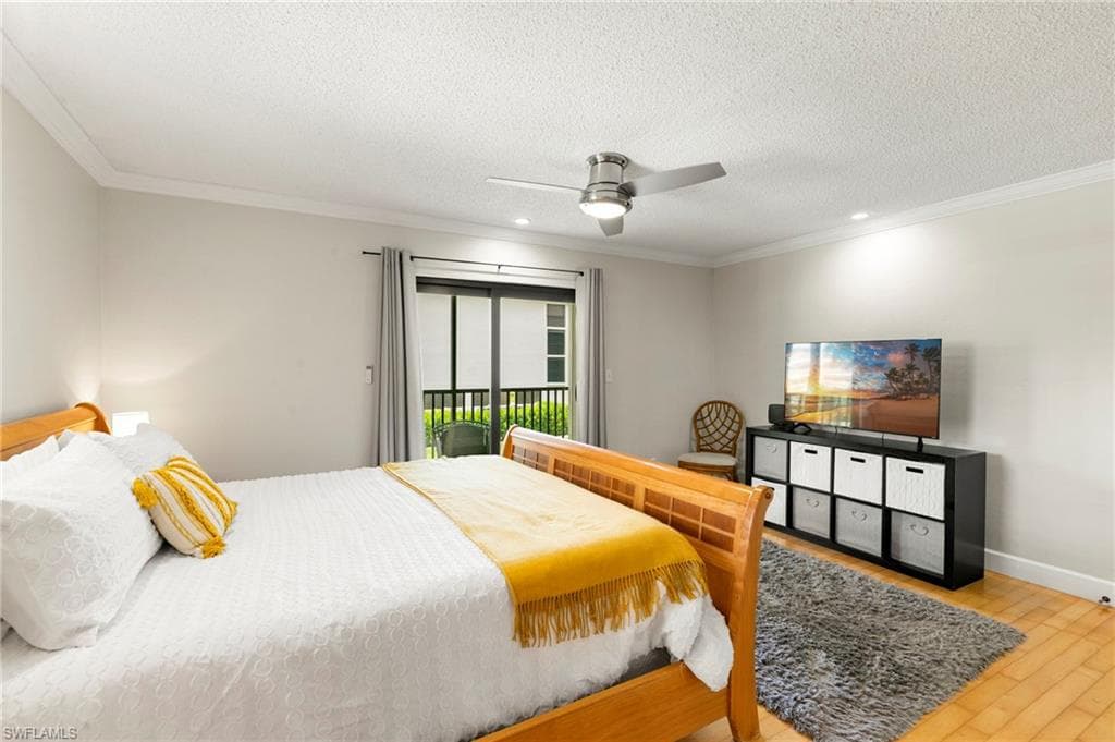 960 Swallow Ave 203, Marco Island, FL 34145-15
