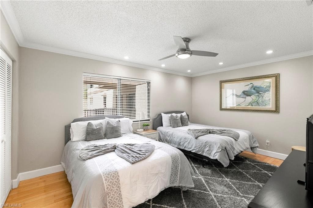 960 Swallow Ave 203, Marco Island, FL 34145-19