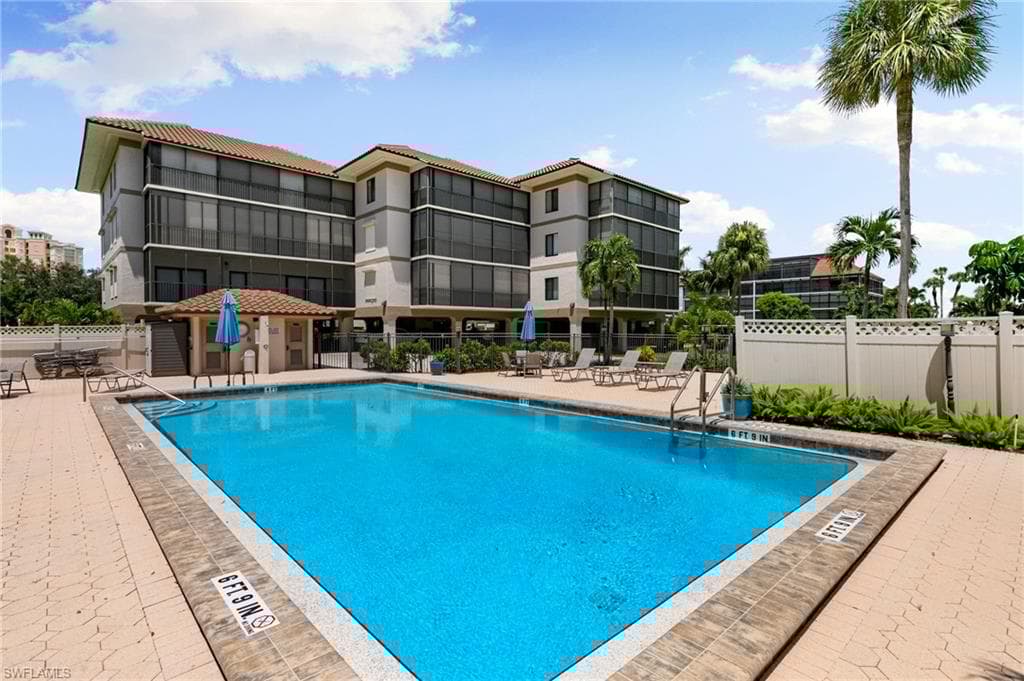 960 Swallow Ave 203, Marco Island, FL 34145-26