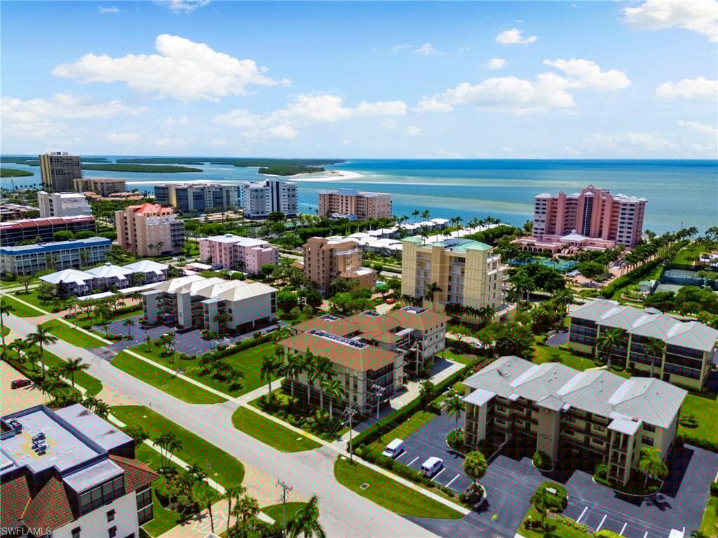 960 Swallow Ave 203, Marco Island, FL 34145-2