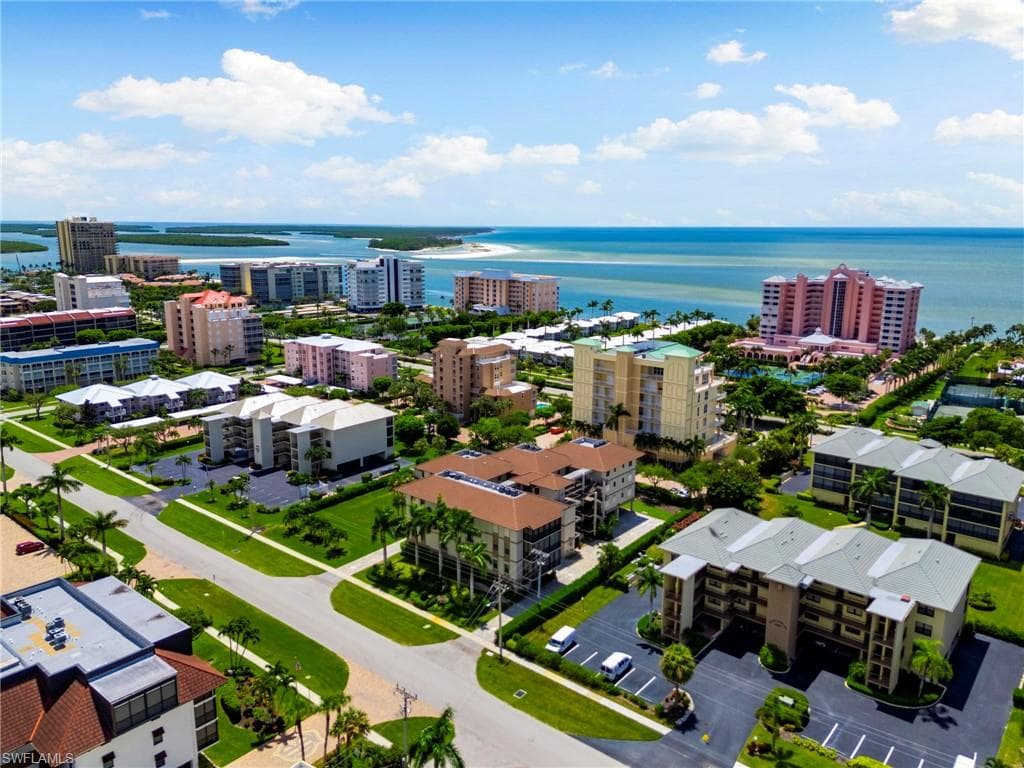 960 Swallow Ave 203, Marco Island, FL 34145-2