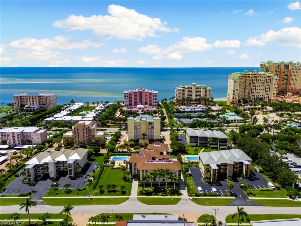 960 Swallow Ave 203, Marco Island, FL 34145-32