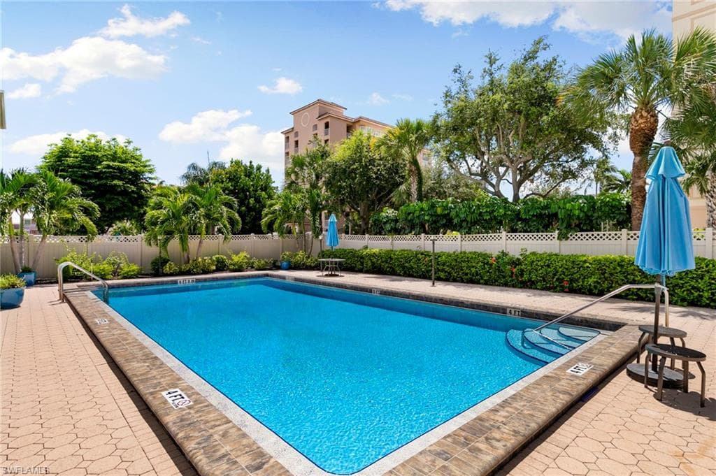 960 Swallow Ave 203, Marco Island, FL 34145-3