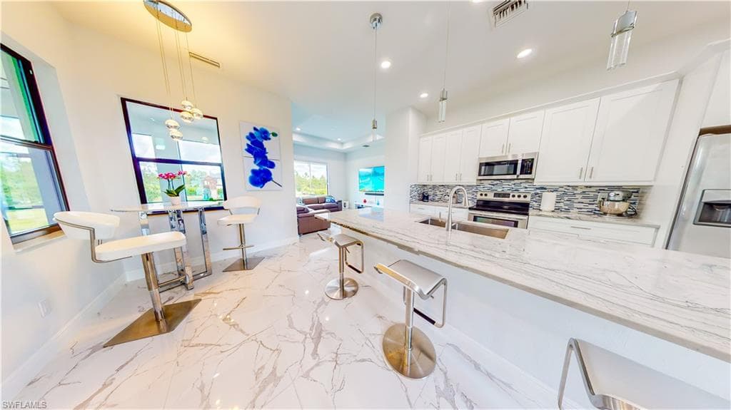 2931 52nd Ave NE, Naples, FL 34120-12